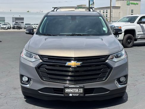 Used 2018 Chevrolet Traverse LT AWD/4WD image 2