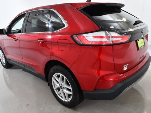 Used 2022 Ford Edge SEL w/ Convenience Package image 15