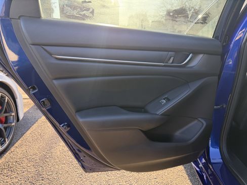 Used 2021 Honda Accord Sport image 35