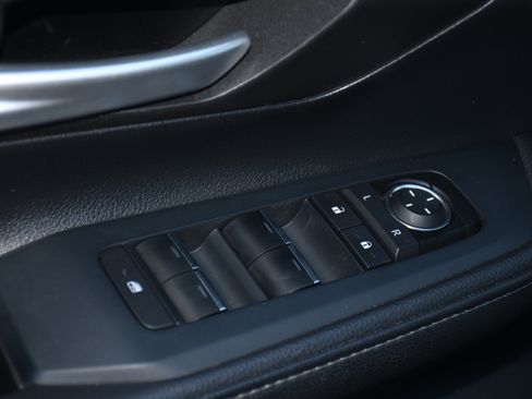 Certified 2024 Toyota Grand Highlander XLE image 10