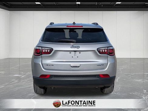 Certified 2024 Jeep Compass Latitude image 4