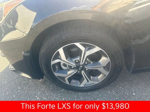 Used 2020 Kia Forte LXS FWD image 7