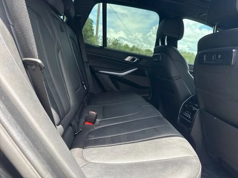 Used 2021 BMW X5 sDrive40i w/ Premium Package RWD image 18