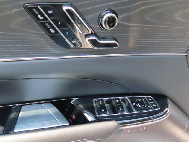Certified 2024 Cadillac Lyriq Sport AWD/4WD image 10