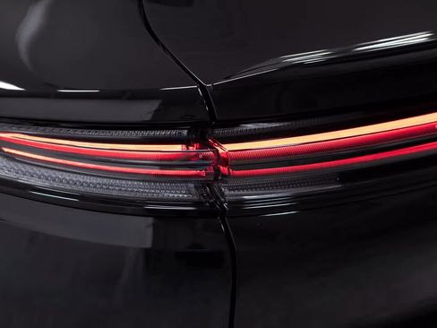 Certified 2026 Porsche Cayenne Coupe AWD/4WD image 18