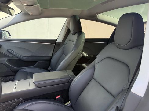 Used 2025 Tesla Model 3 Long Range RWD image 15