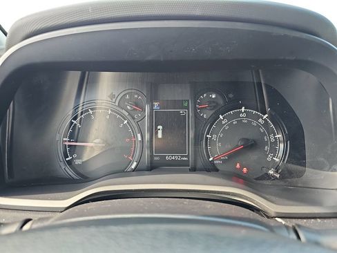 Used 2024 Toyota 4Runner SR5 AWD/4WD image 19