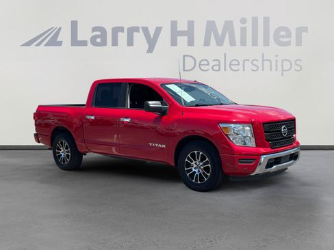 Certified 2021 Nissan Titan SV w/ SV Convenience Package RWD image 7