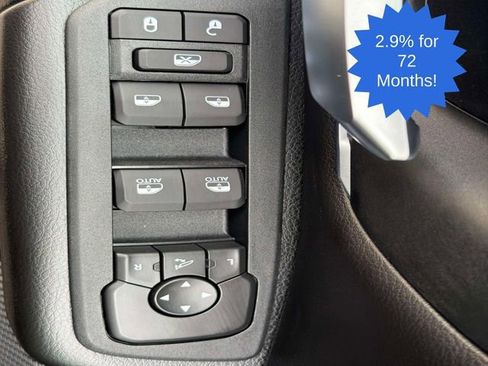 New 2026 RAM 1500 4x4 Crew Cab image 20