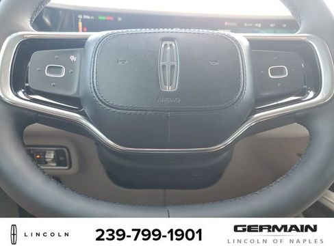 New 2026 Lincoln Nautilus Premier image 22