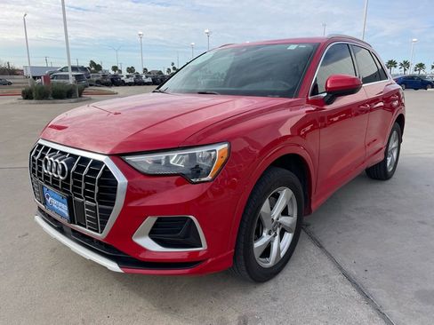 Used 2020 Audi Q3 2.0T Premium w/ Convenience Package image 6