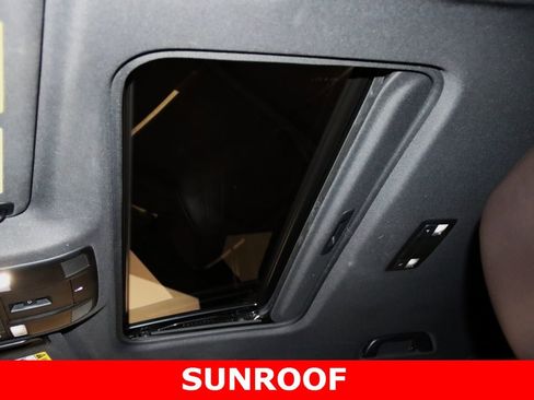 Used 2023 MAZDA CX-5 Signature image 15