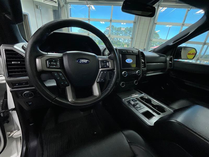 Used 2020 Ford Expedition XLT w/ Equipment Group 202A RWD image 13
