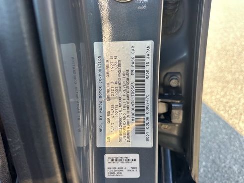 Used 2024 MAZDA MAZDA3 s image 35