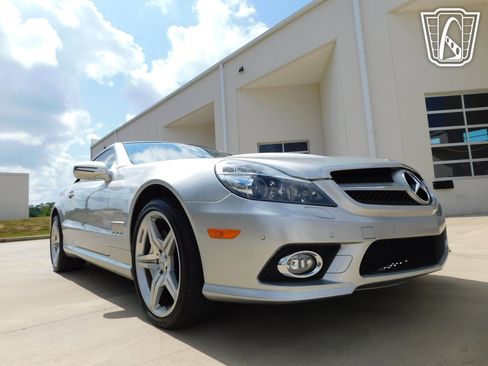 Used 2009 Mercedes-Benz SL 550 image 36