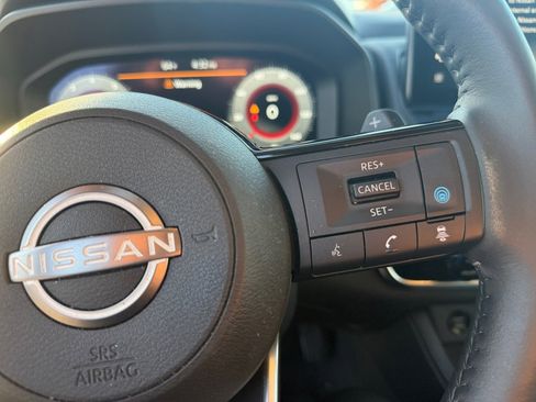 Used 2024 Nissan Rogue Platinum w/ Platinum Premium Package image 22