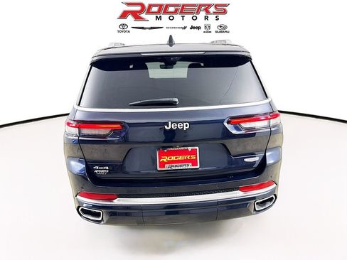 Used 2024 Jeep Grand Cherokee L Summit AWD/4WD image 7