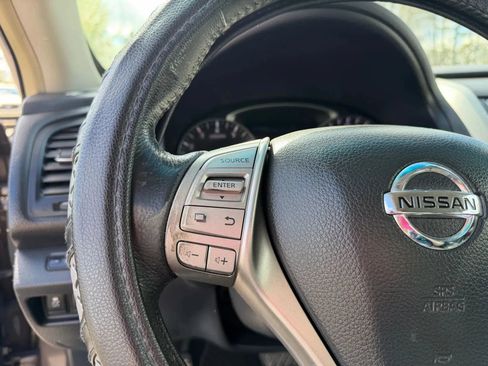Used 2013 Nissan Altima 2.5 SL FWD image 14