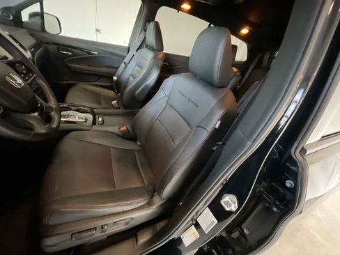 Used 2022 Honda Pilot Black Edition image 11
