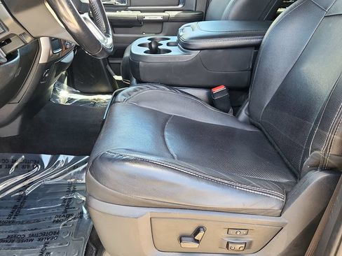 Used 2017 RAM 2500 Laramie w/ Off Road Package AWD/4WD image 9