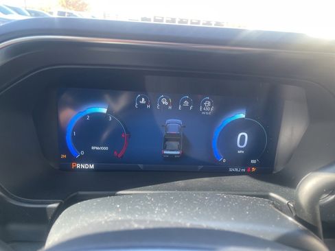 Used 2024 Ford F250 Platinum w/ FX4 Off-Road Package image 7