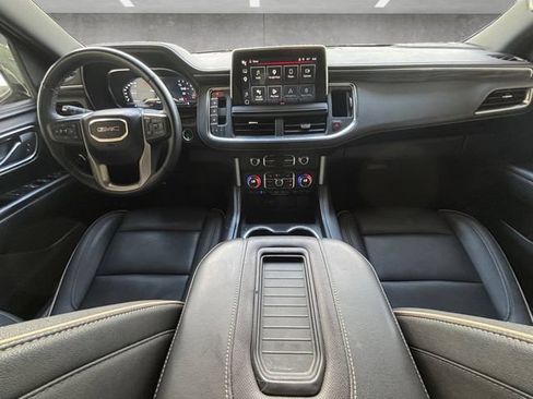 Used 2024 GMC Yukon SLT w/ SLT Luxury Package AWD/4WD image 25