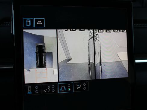 New 2027 GMC Terrain Denali w/ LPO, Floor Liner Package AWD/4WD image 43