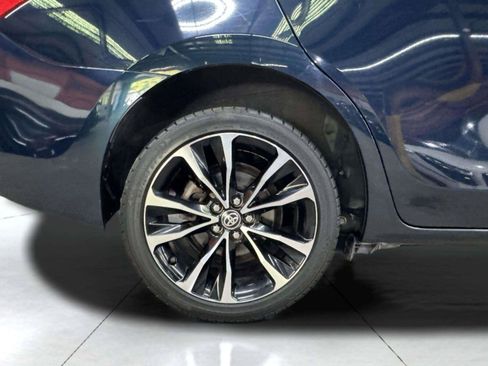 Used 2018 Toyota Corolla SE FWD image 41