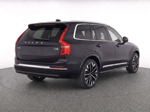 Certified 2026 Volvo XC90 T8 Plus w/ Protection Package Premier AWD/4WD image 4