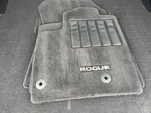 Certified 2023 Nissan Rogue S image 12