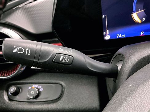 Used 2024 Chevrolet Trax RS w/ Driver Confidence Package image 30