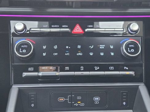Certified 2026 Hyundai Santa Fe Calligraphy AWD/4WD image 12