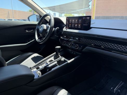 Used 2023 Honda Accord EX-L image 38