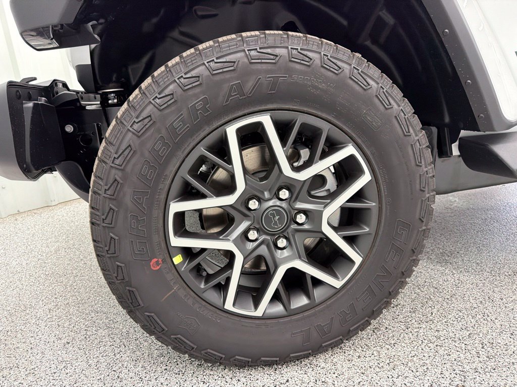 New 2027 Jeep Wrangler Unlimited Sahara AWD/4WD image 11
