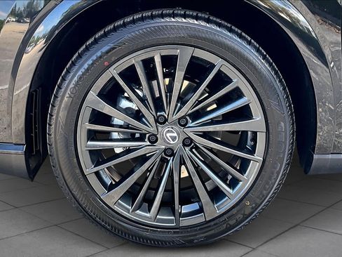 Used 2025 Lexus RX 350 Premium w/ Convenience Package AWD/4WD image 11