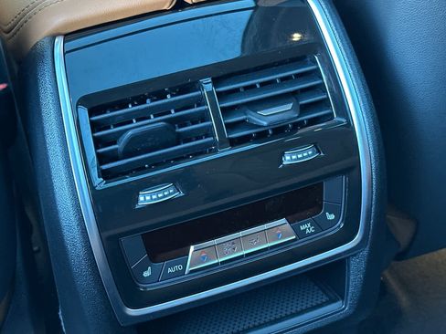 New 2026 BMW X7 xDrive40i image 16