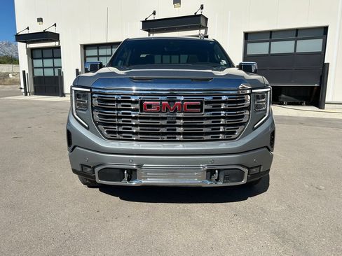 Used 2024 GMC Sierra 1500 Denali w/ Denali Reserve Package AWD/4WD image 5