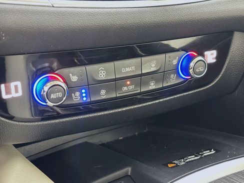 Used 2023 Buick Enclave Avenir w/ Avenir Technology Package FWD image 16