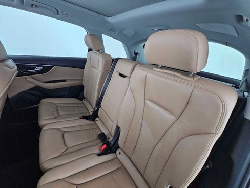 Used 2023 Audi Q7 2.0T Premium Plus AWD/4WD image 17