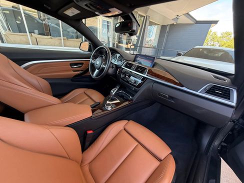 Used 2019 BMW 440i xDrive Coupe w/ M Sport Package image 19