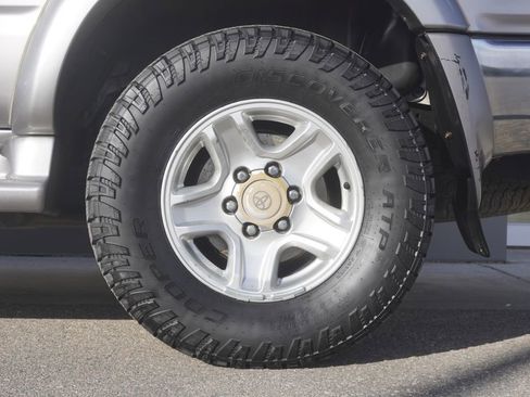 Used 2002 Toyota 4Runner SR5 image 31