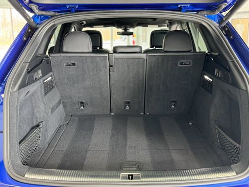 Used 2023 Audi SQ5 Premium Plus w/ Premium Plus Package image 37