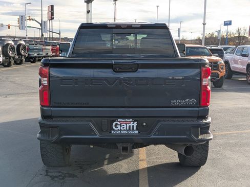 Used 2020 Chevrolet Silverado 3500 High Country w/ Technology Package image 4