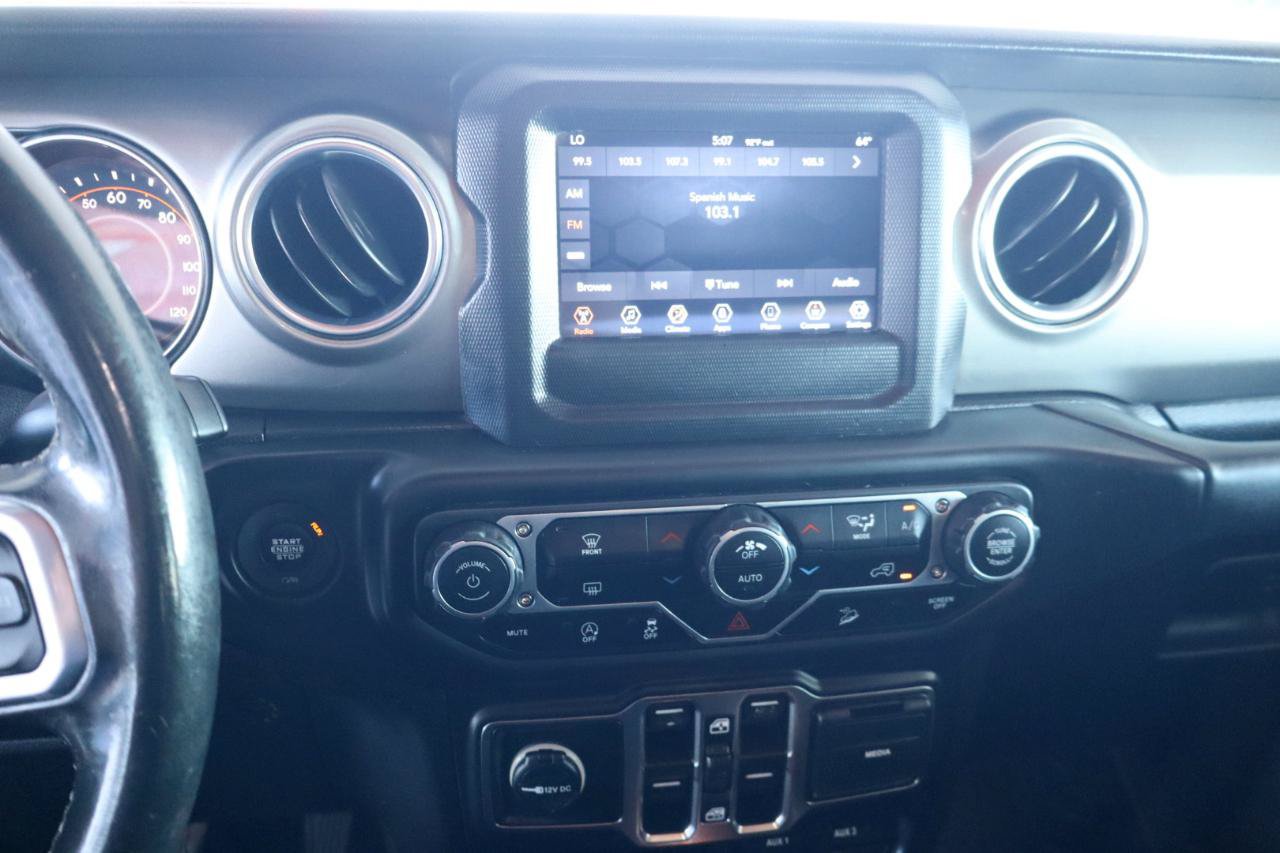 Used 2019 Jeep Wrangler Unlimited Sahara AWD/4WD image 18