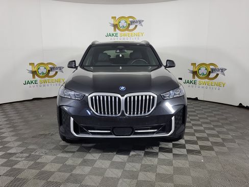 Certified 2025 BMW X5 xDrive50e w/ Climate Comfort Package image 2