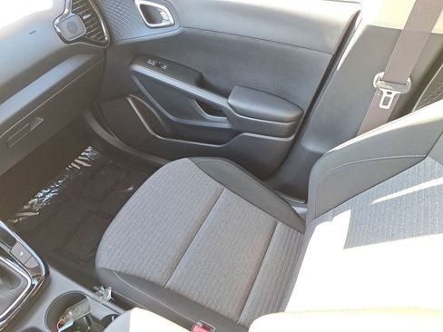 Used 2021 Kia Soul EX image 12