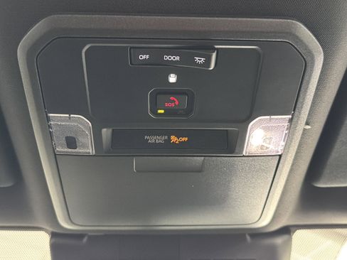 New 2025 Toyota Tacoma SR5 RWD image 21