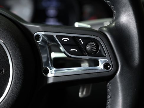 Used 2018 Porsche 911 Targa 4S image 38