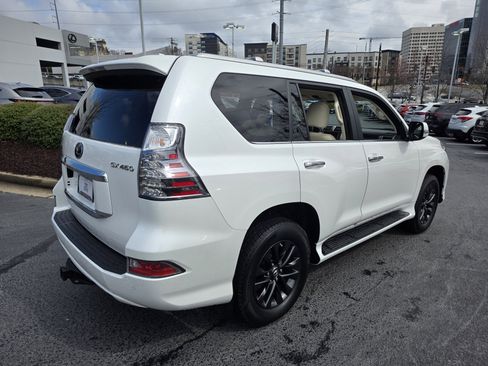 Certified 2020 Lexus GX 460 Premium w/ Premium Package image 5