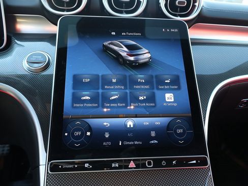 Used 2024 Mercedes-Benz CLE 300 4MATIC Coupe image 30